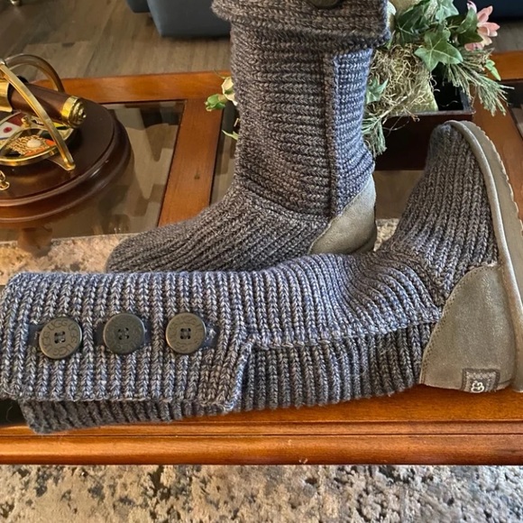 UGG Shoes - Ugg Gray Cardy Boots